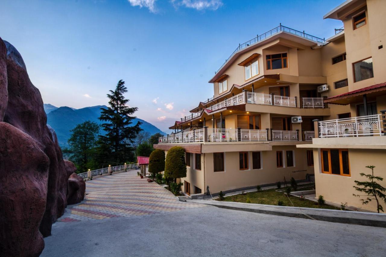 Anand Vardhan Resorts Манали Экстерьер фото
