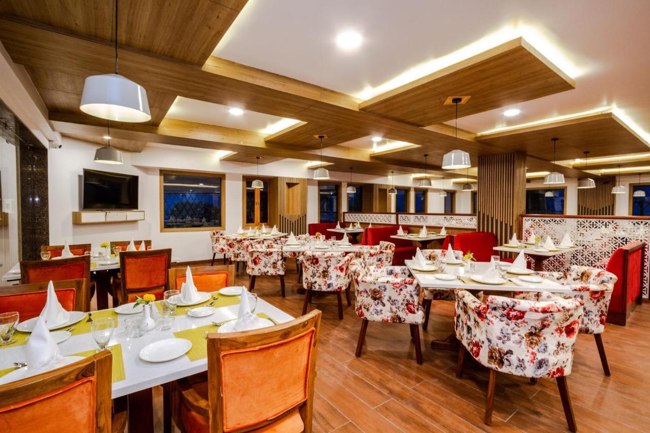 Anand Vardhan Resorts Манали Экстерьер фото