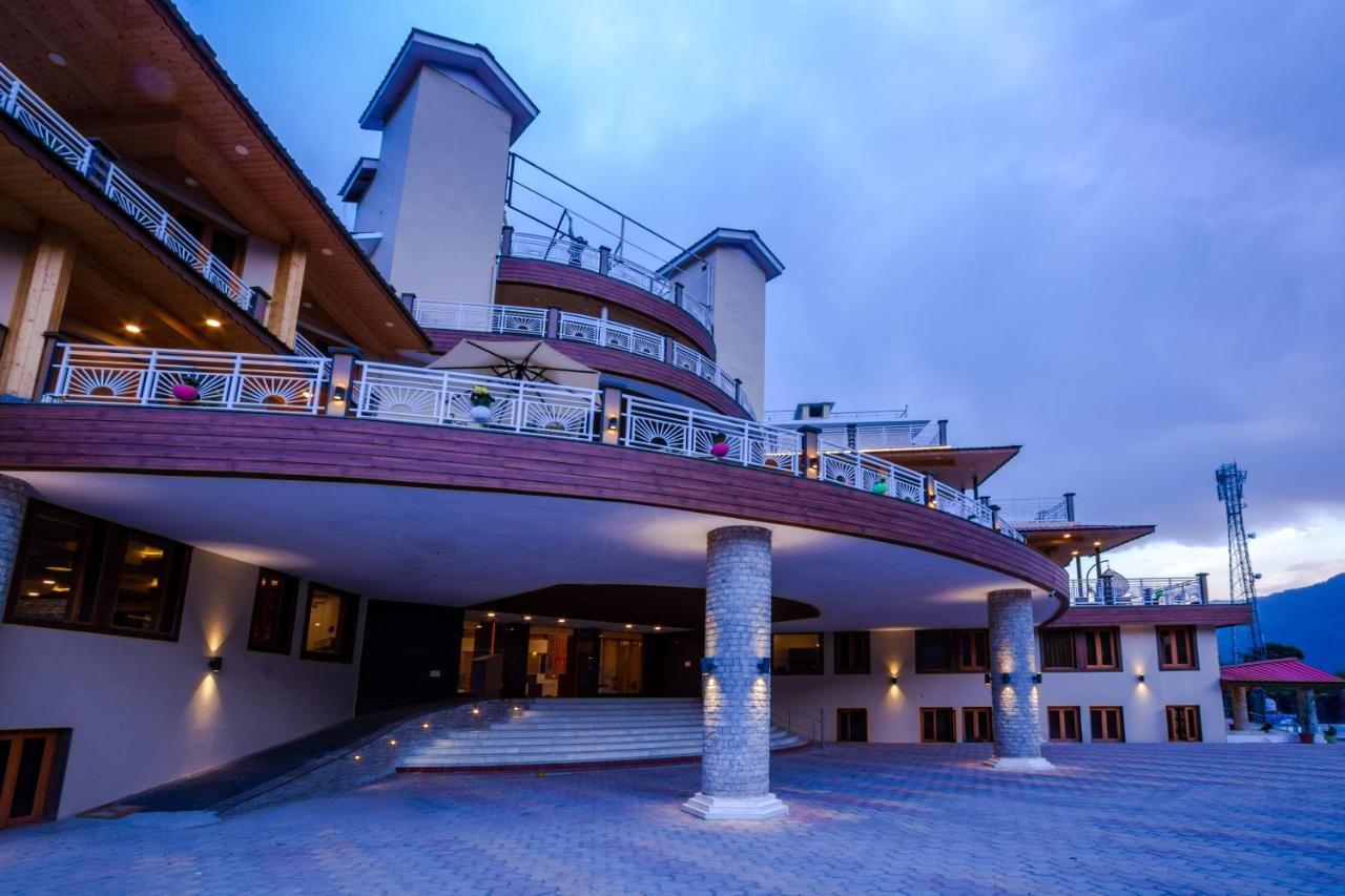 Anand Vardhan Resorts Манали Экстерьер фото