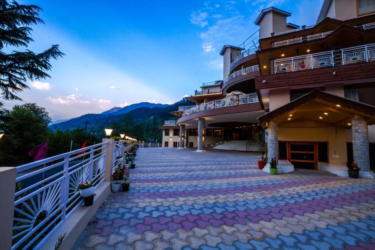 Anand Vardhan Resorts Манали Экстерьер фото
