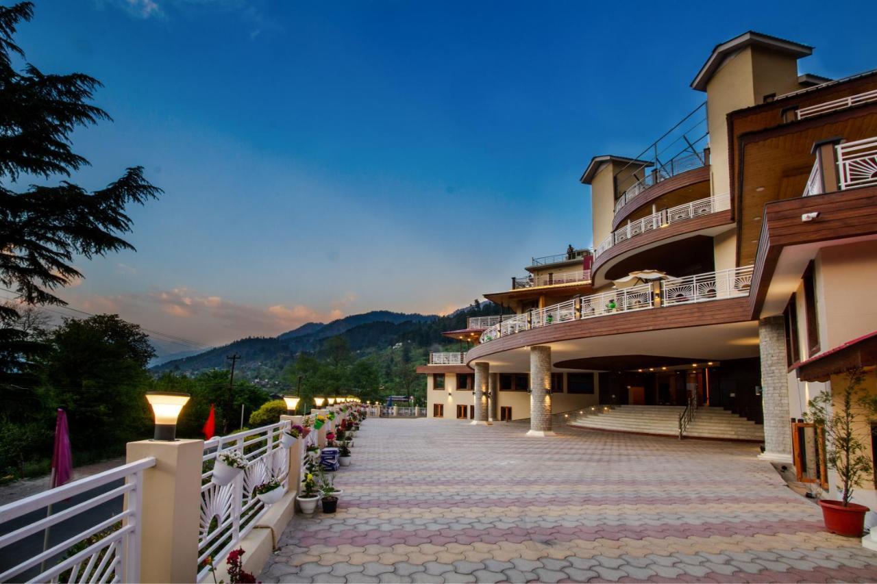 Anand Vardhan Resorts Манали Экстерьер фото