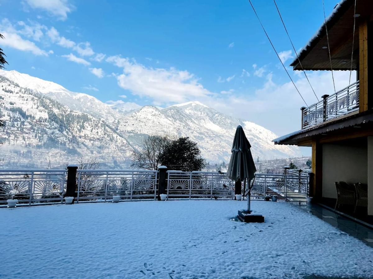 Anand Vardhan Resorts Манали Экстерьер фото