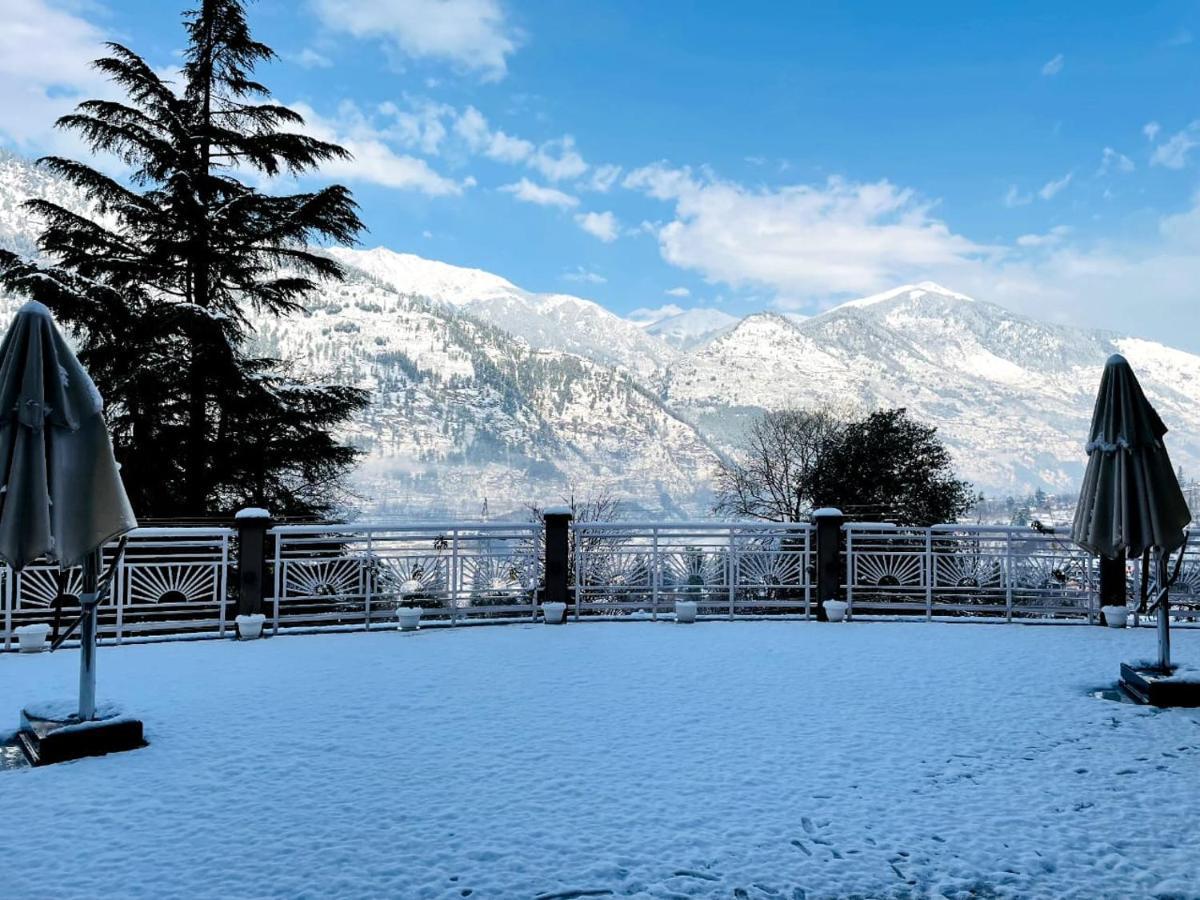 Anand Vardhan Resorts Манали Экстерьер фото